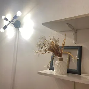 https://casa-rella-camera-rose-bologna.emilia-romagnahotels.net